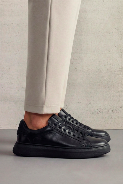 Tênis Couro Panamera All Black