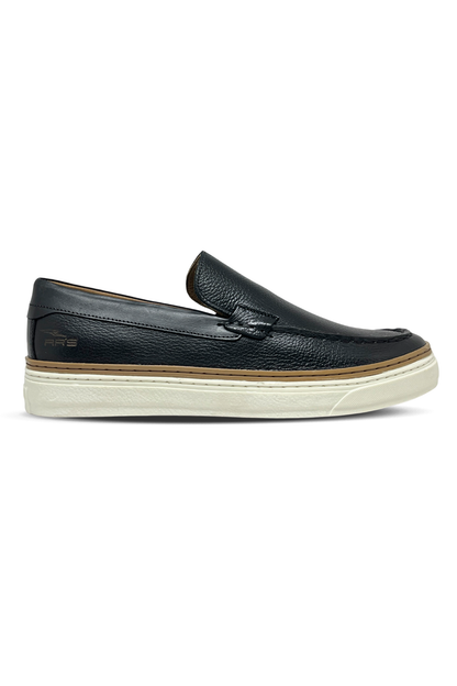 Tênis Slip On Couro Macan Preto